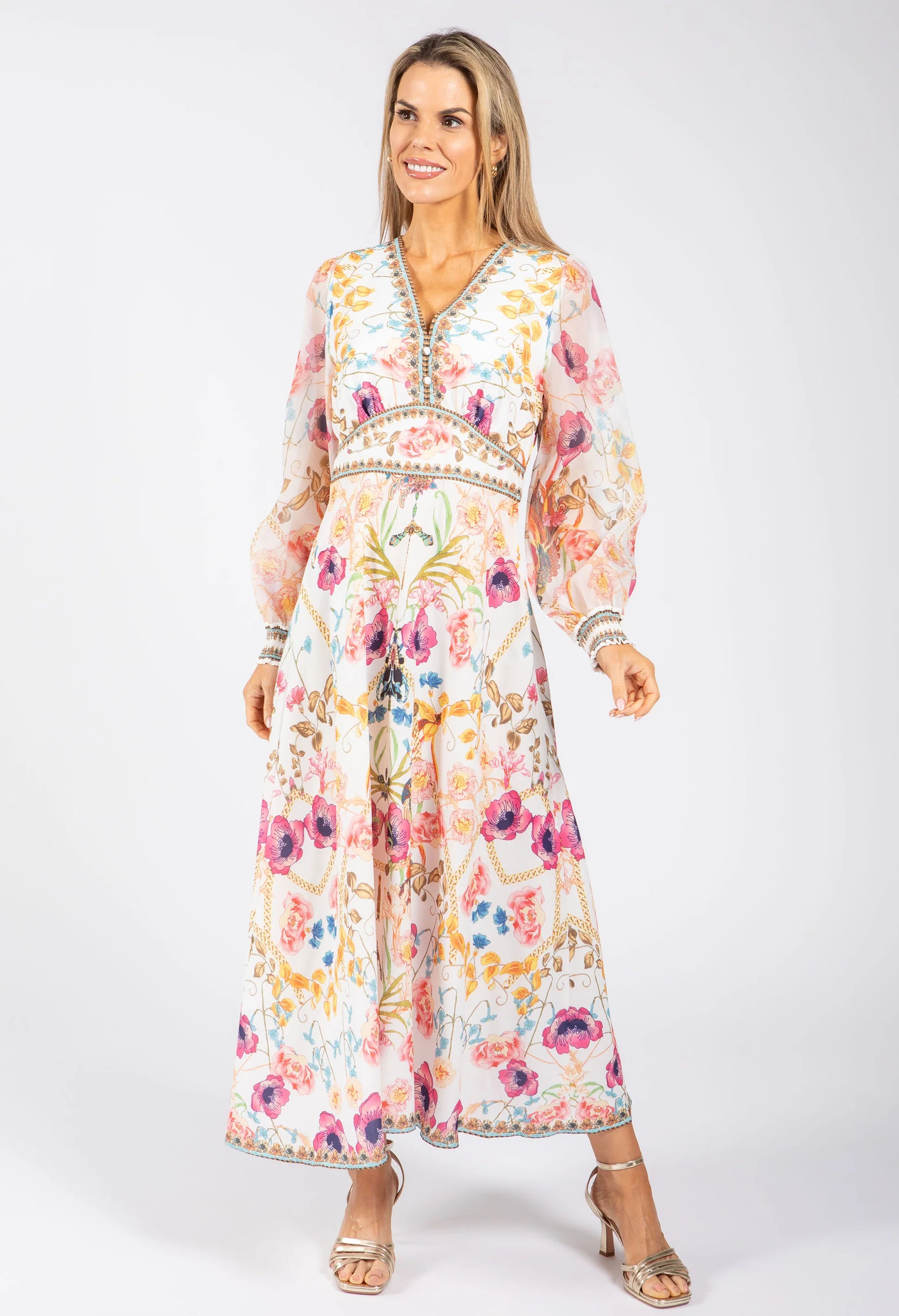 Vestito Serena - con ricami e disegni floreali